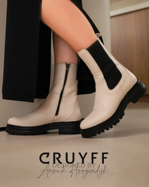 Cruyff Apollo Chelsea Store